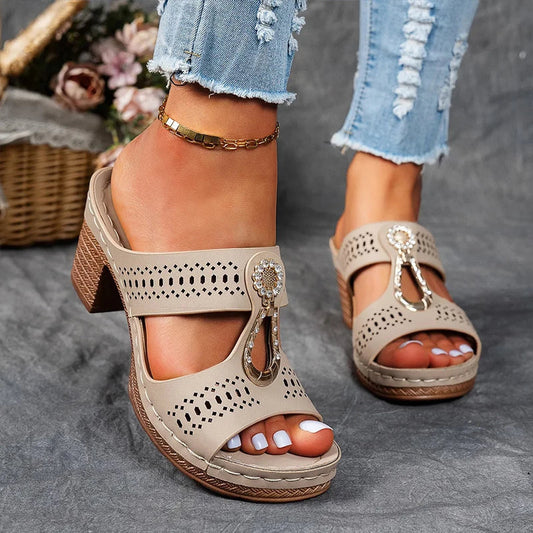 Kira | Chic and Comfortable Orthopedic Sandals