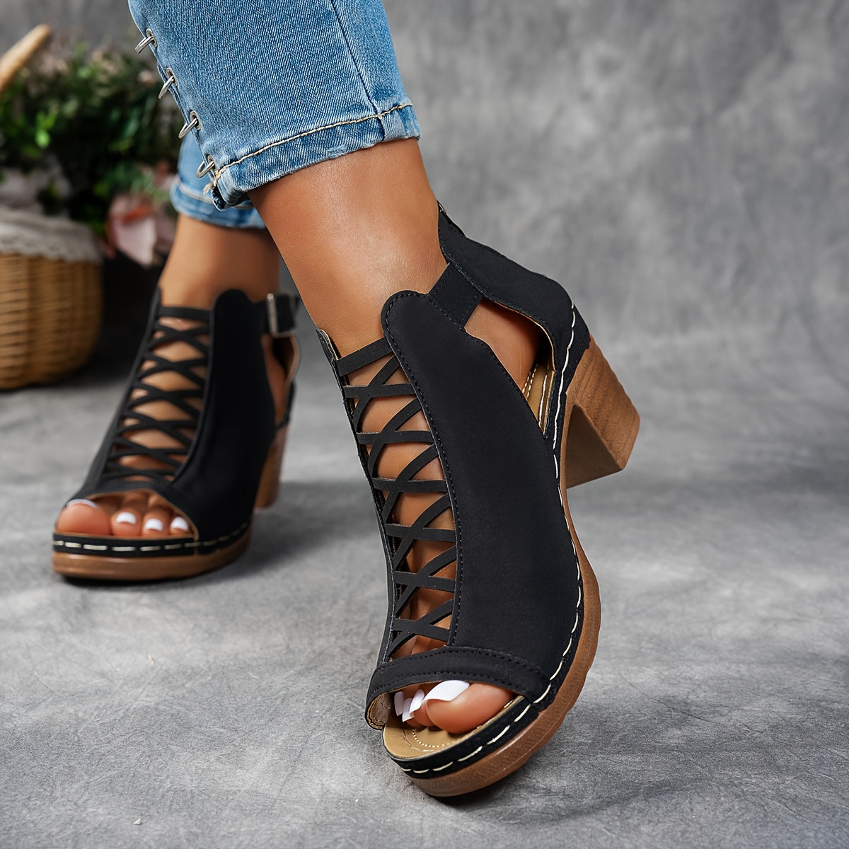 Milly | Women's Cushioned Adjustable Sandals