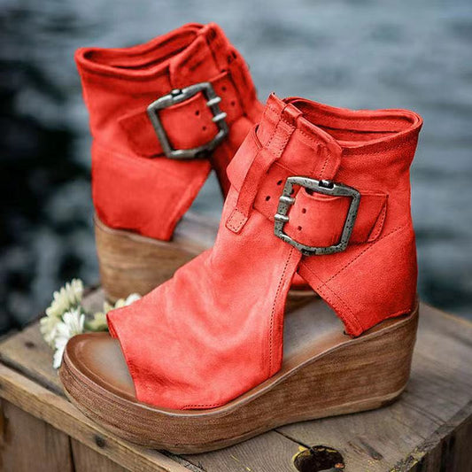 Yvette | Wedge Sandals with Buckle in Boho Style