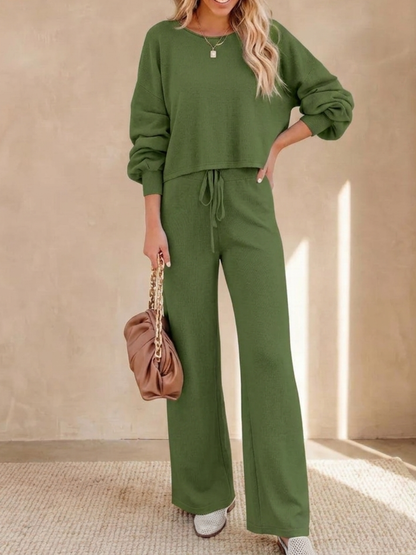 Hayley | Women's Wide-Leg Lounge Pants & Cropped Sweatshirt Set