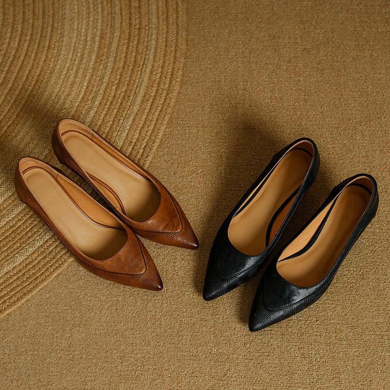 Daisy | Women's Pointed Toe Kitten Heel Pumps Slip On Mid Heel