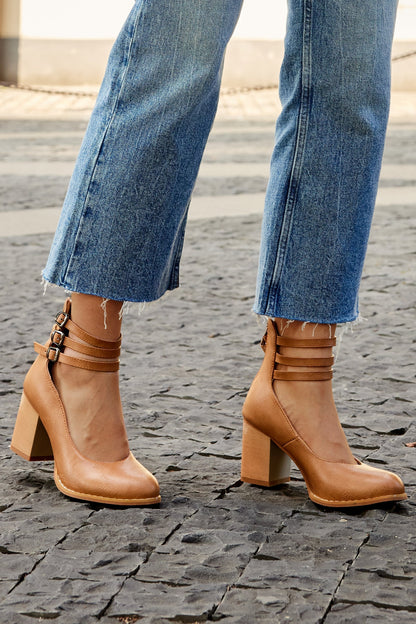 Harriet | Smooth Sandals with Ankle Strap and Thick Heel