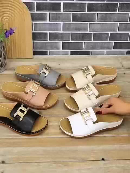 Annelise | Women's Cushioned Buckle Sandals