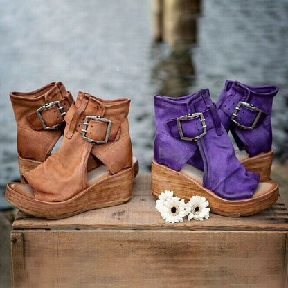 Yvette | Wedge Sandals with Buckle in Boho Style