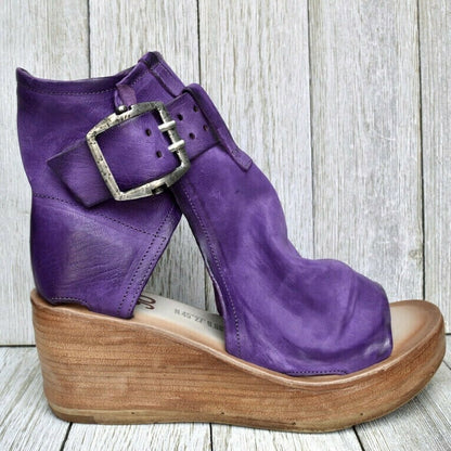 Yvette | Wedge Sandals with Buckle in Boho Style