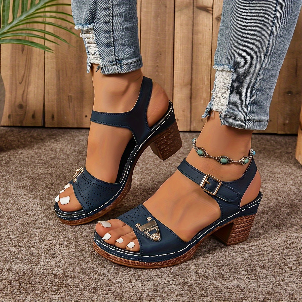 Dawn | Women's Sandals