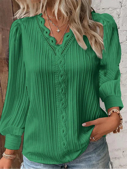 Violet | Blouse with Chiffon and Lace Details