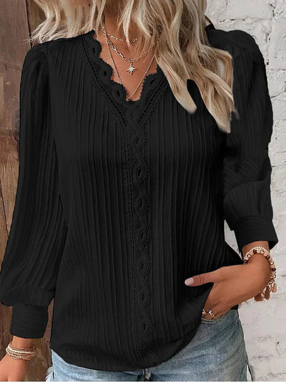 Violet | Blouse with Chiffon and Lace Details