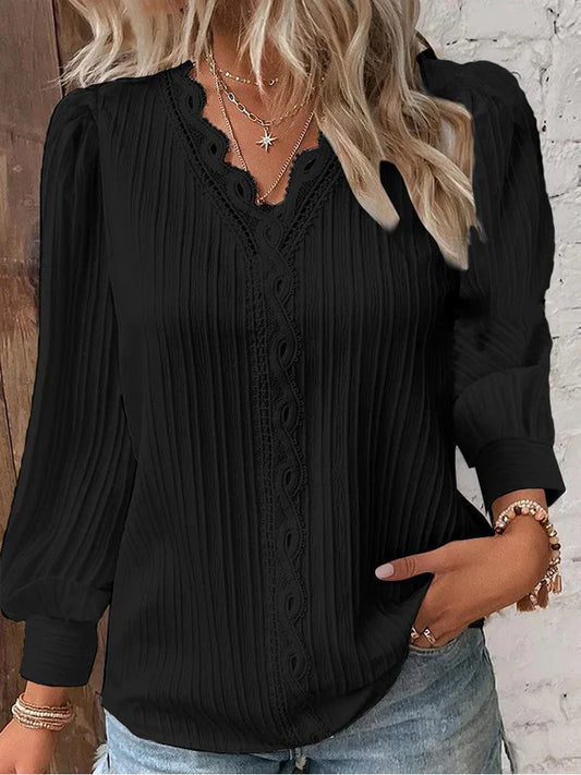Violet | Blouse with Chiffon and Lace Details