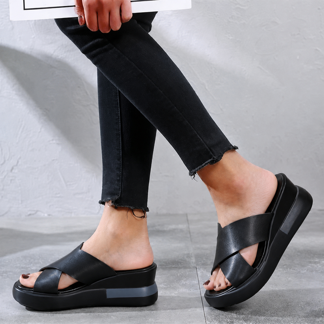 Rose | Women's Flat Cushioned Sandals
