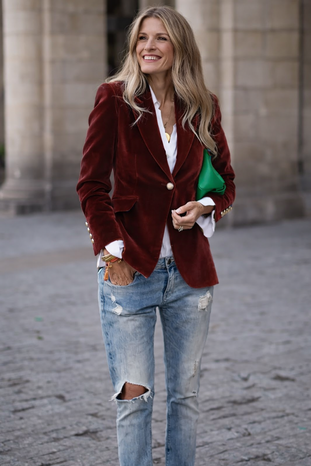 Eugenie™ | Elegant Velvet Blazer