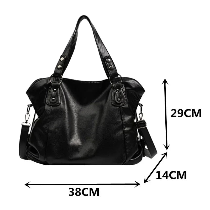 Jocelyn | Shoulder Bag with Sleek Design