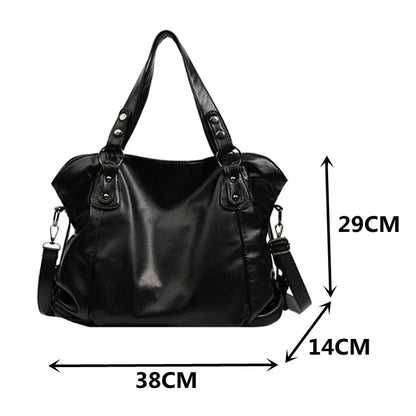 Jocelyn | Shoulder Bag with Sleek Design
