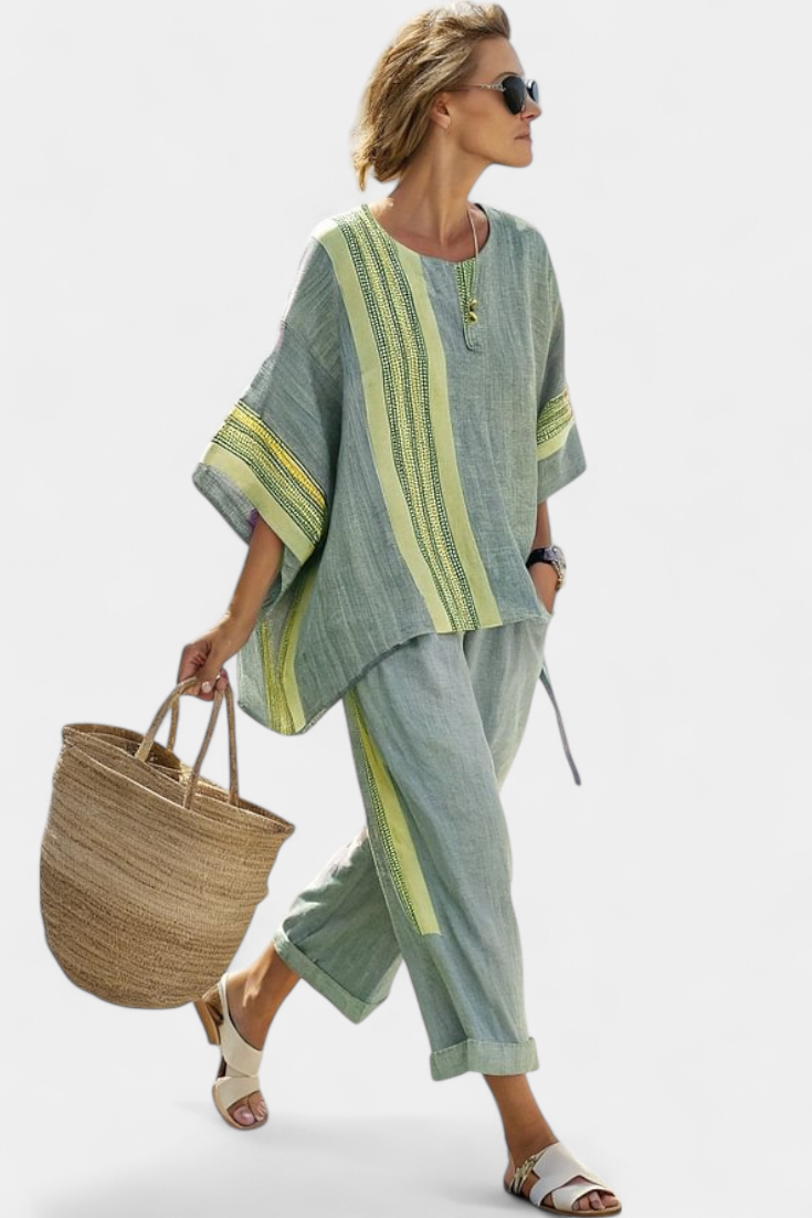 Mia | Women's Tapered Pants & Oversized Top Two-Piece Set