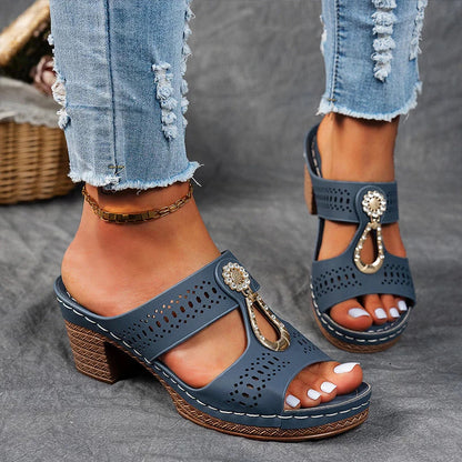 Kira | Chic and Comfortable Orthopedic Sandals