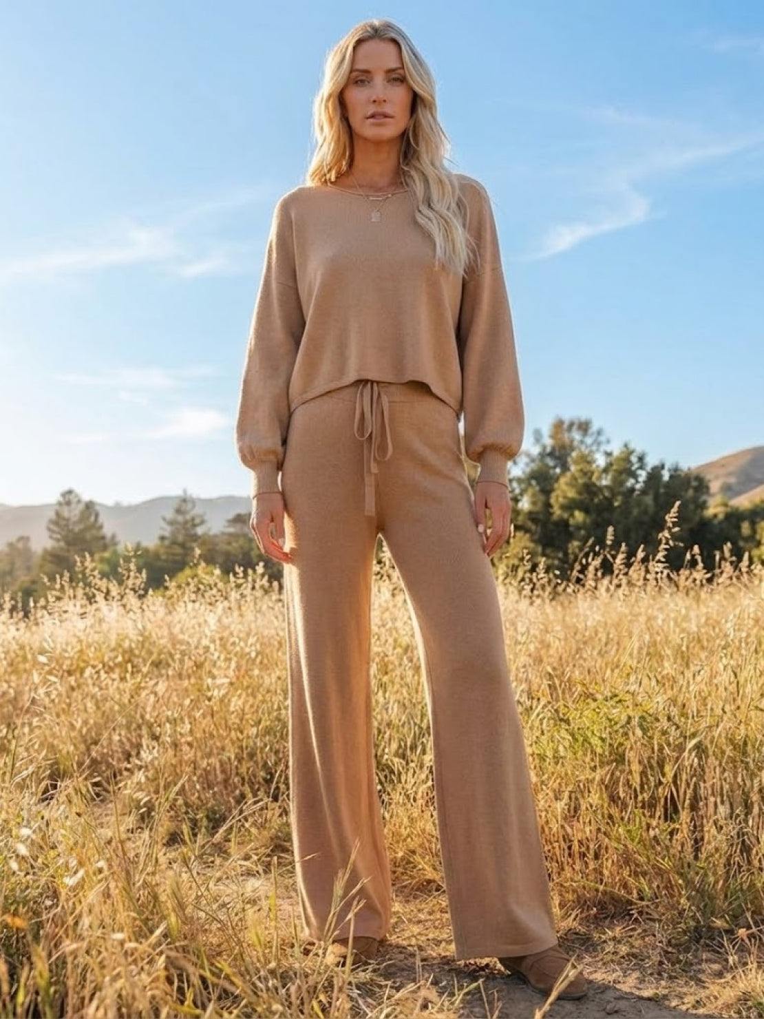 Hayley | Women's Wide-Leg Lounge Pants & Cropped Sweatshirt Set
