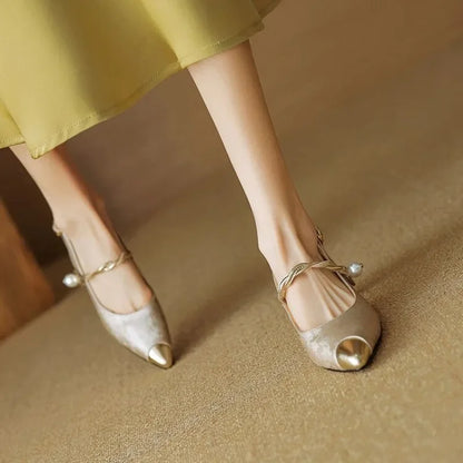 June | Women's Pearl Strap Slingback Kitten Heels Pointed Toe Pumps