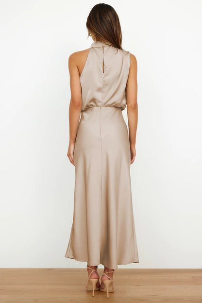 Eimear | Elegant Halter Evening Dress