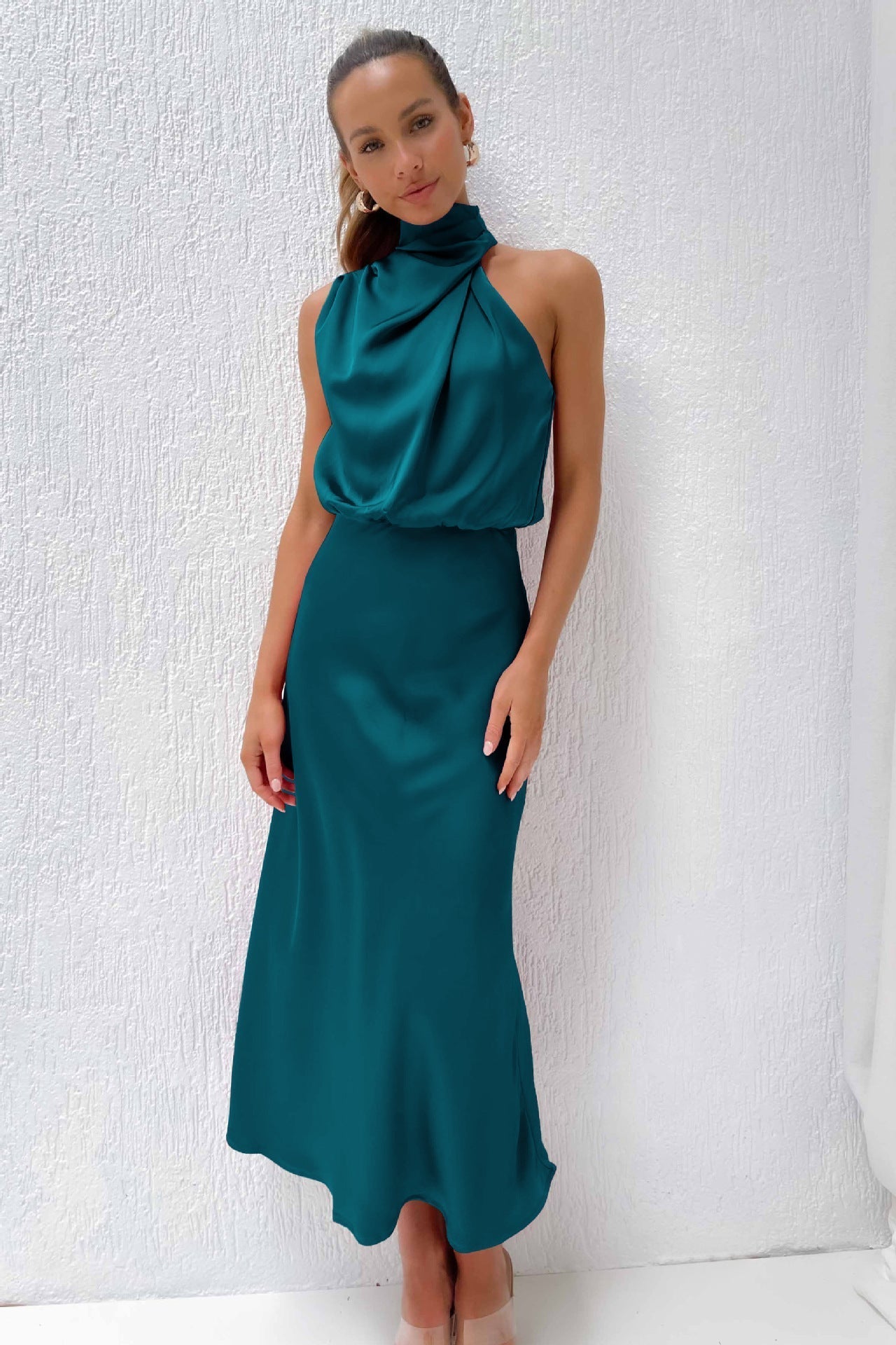 Eimear | Elegant Halter Evening Dress