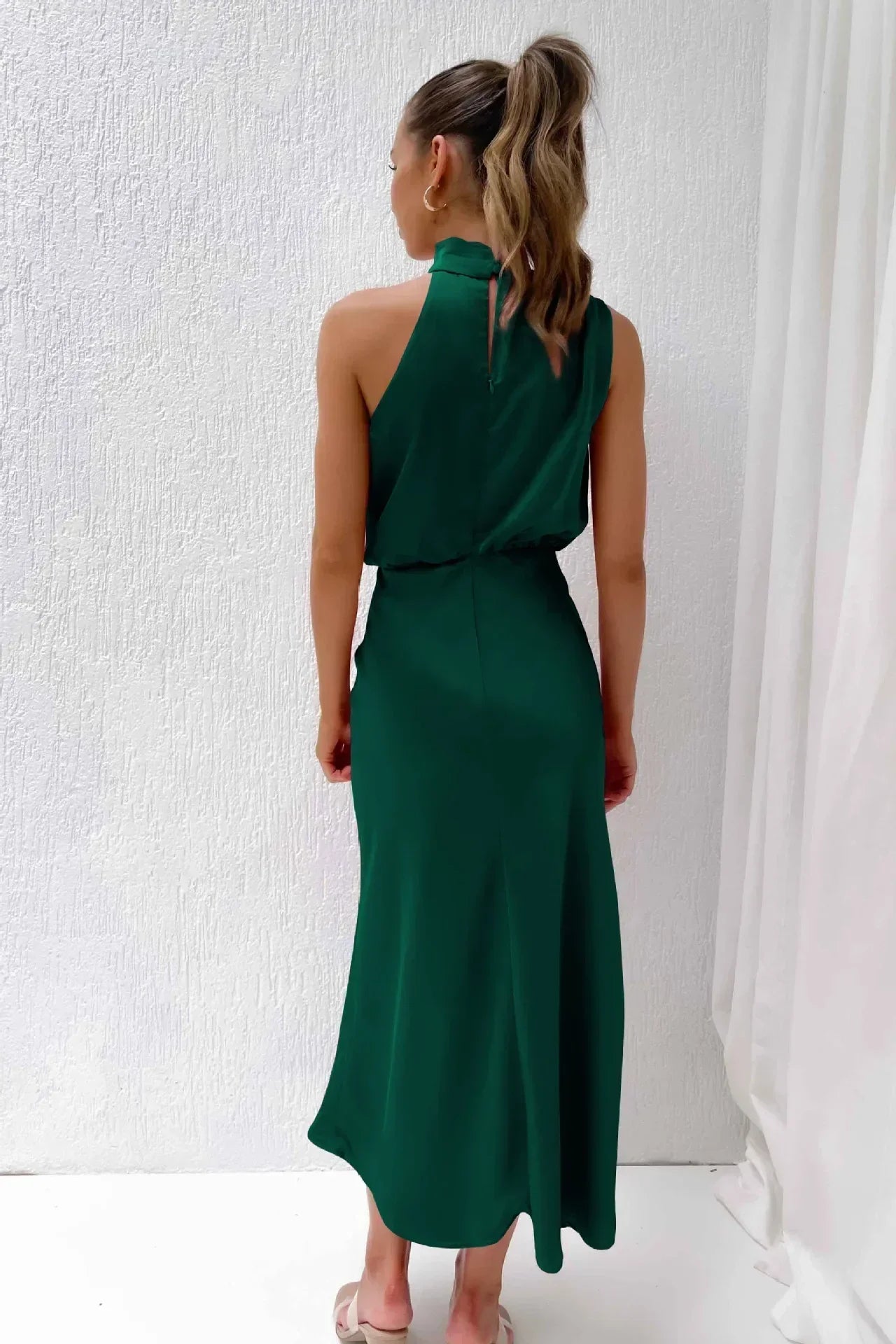 Eimear | Elegant Halter Evening Dress
