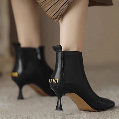 Astrid2™ | Luxe Kitten Boots