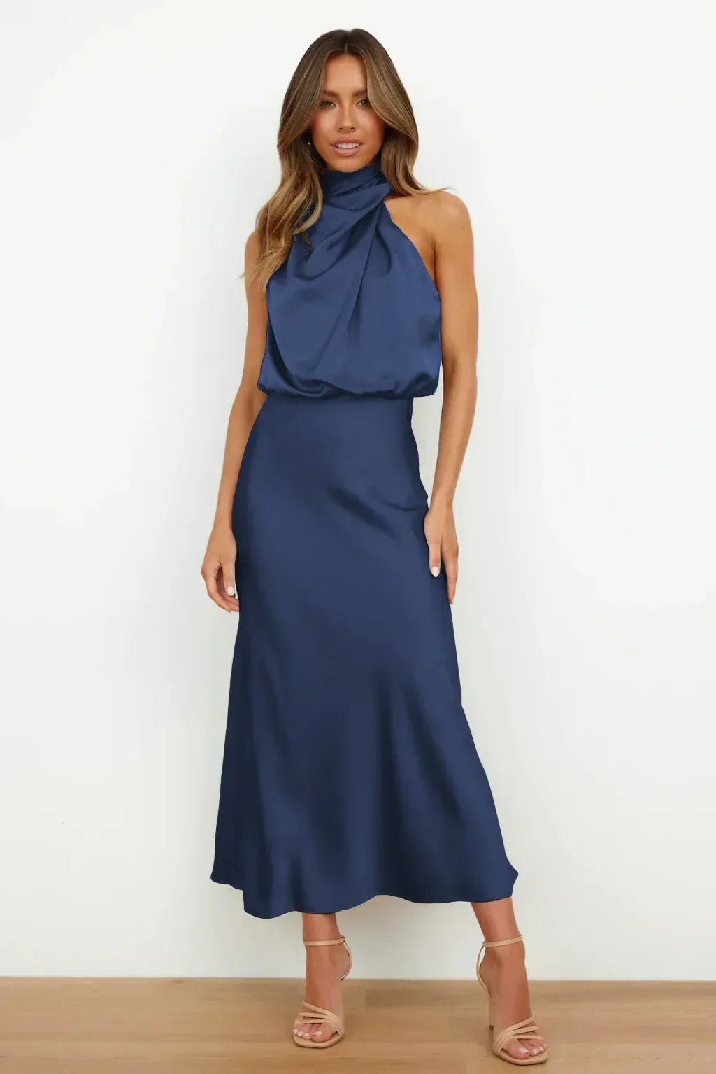 Eimear | Elegant Halter Evening Dress