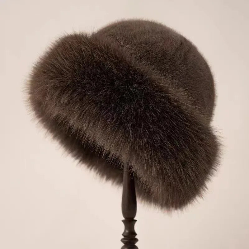 Dilys | Cosy Fluffy Hat