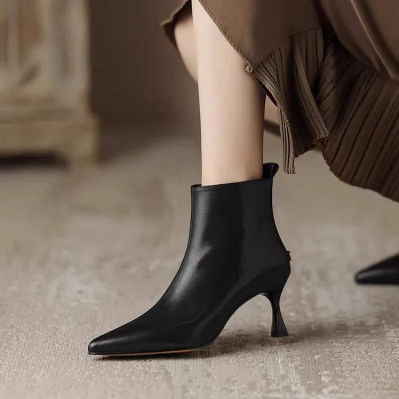 Astrid2™ | Luxe Kitten Boots