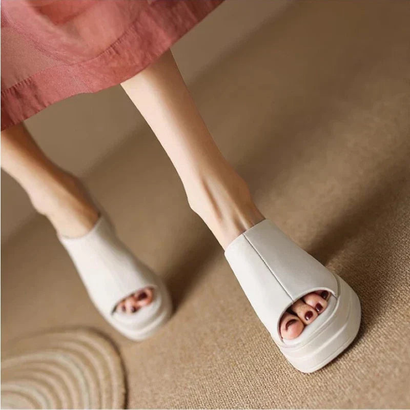 Thessaly | Women's Platform Flat Sandals