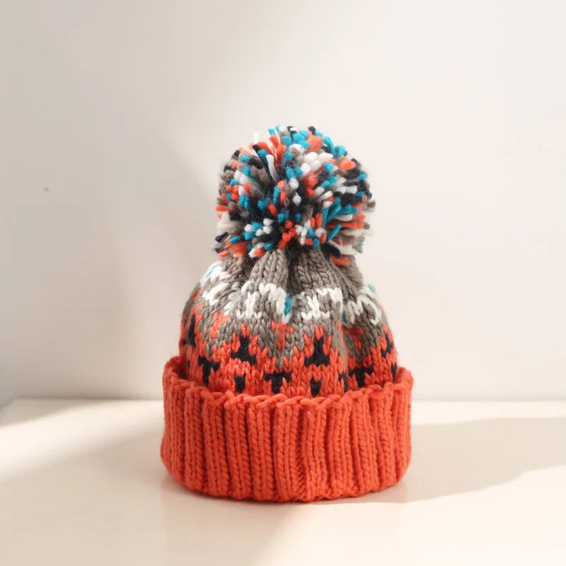 Kaitlyn2™ | Cosy Snowflake Pom Beanie