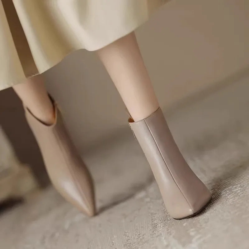 Astrid2™ | Luxe Kitten Boots
