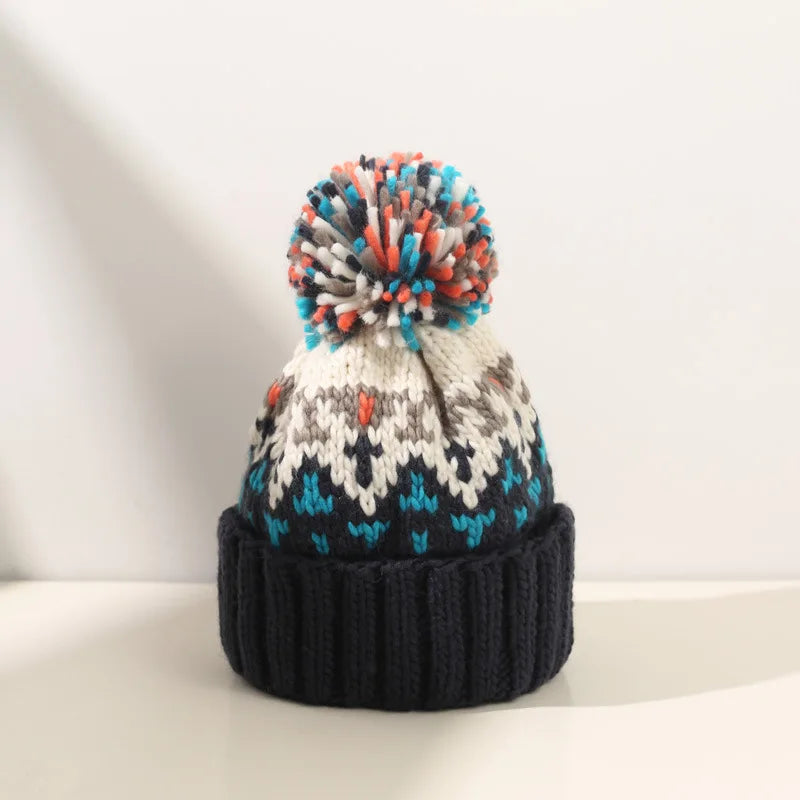 Kaitlyn2™ | Cosy Snowflake Pom Beanie