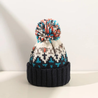 Kaitlyn2™ | Cosy Snowflake Pom Beanie