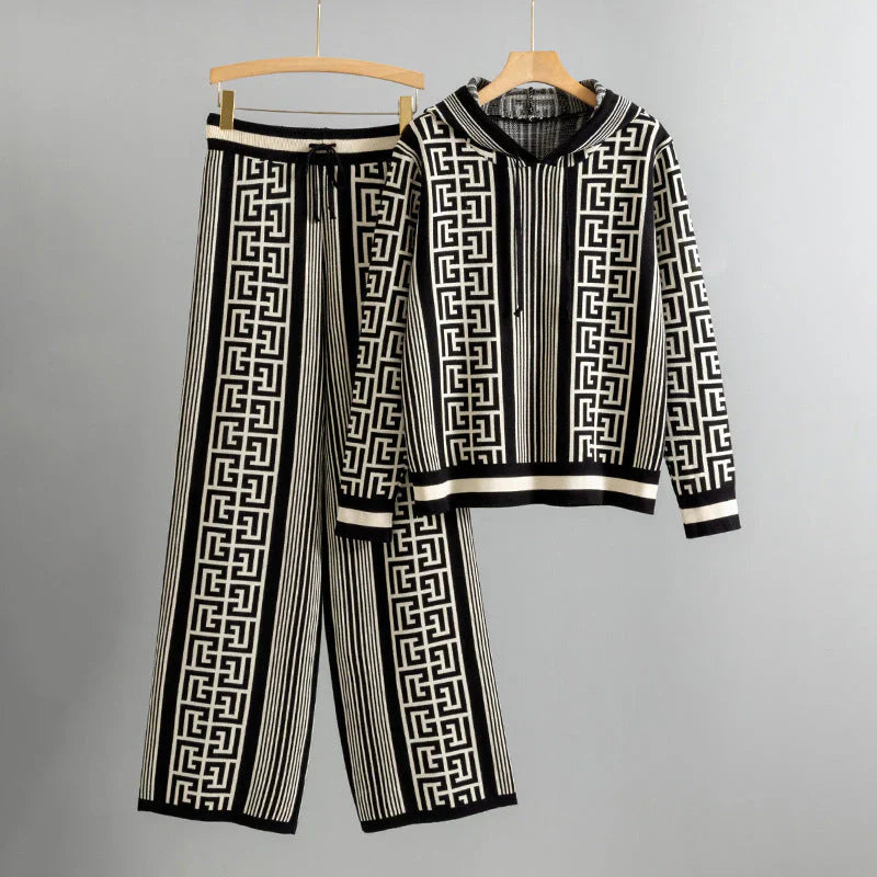 Sue2™ | Cosy Hoodie & Pants Set
