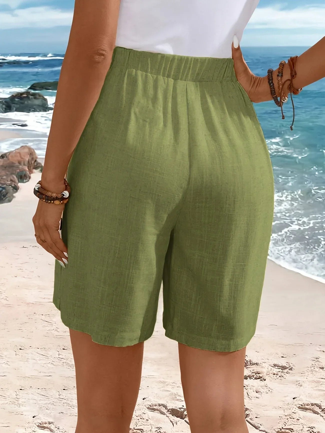 Zana | Comfortable Shorts With Buttons