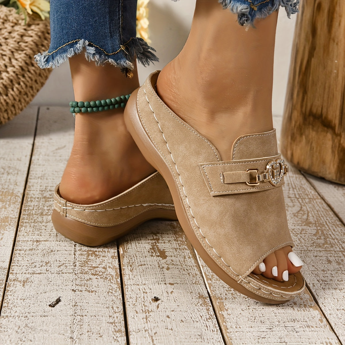 Zephyrine | Women's Flat Adjustable Sandals
