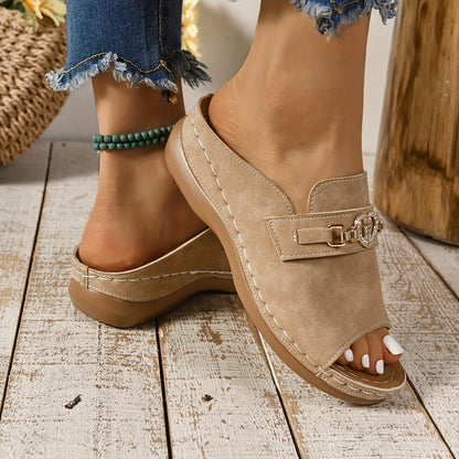 Zephyrine | Women's Flat Adjustable Sandals