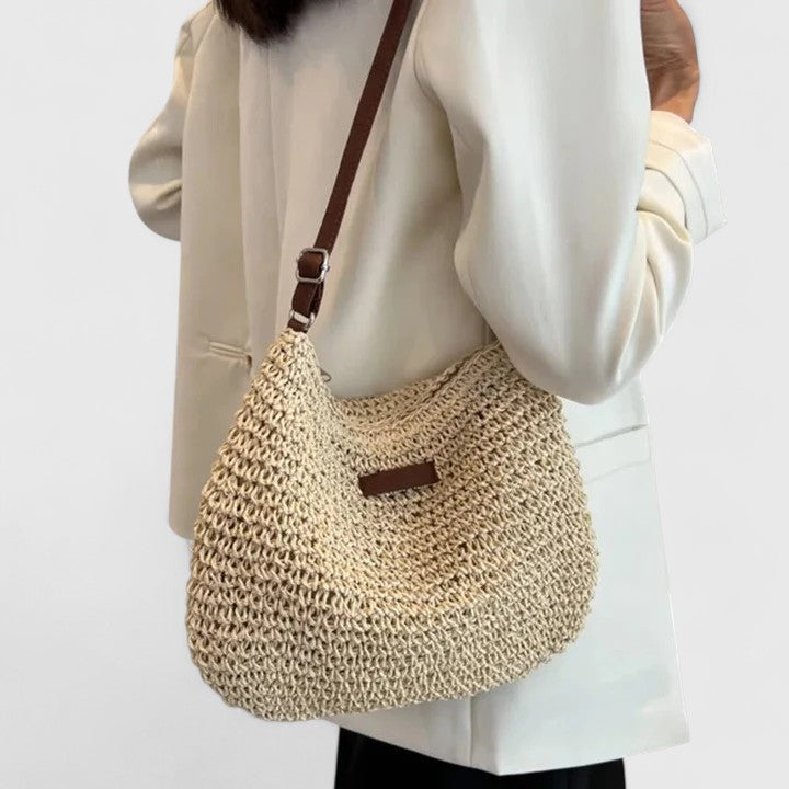 Thyra | Shoulder Bag with Relaxed Elegance