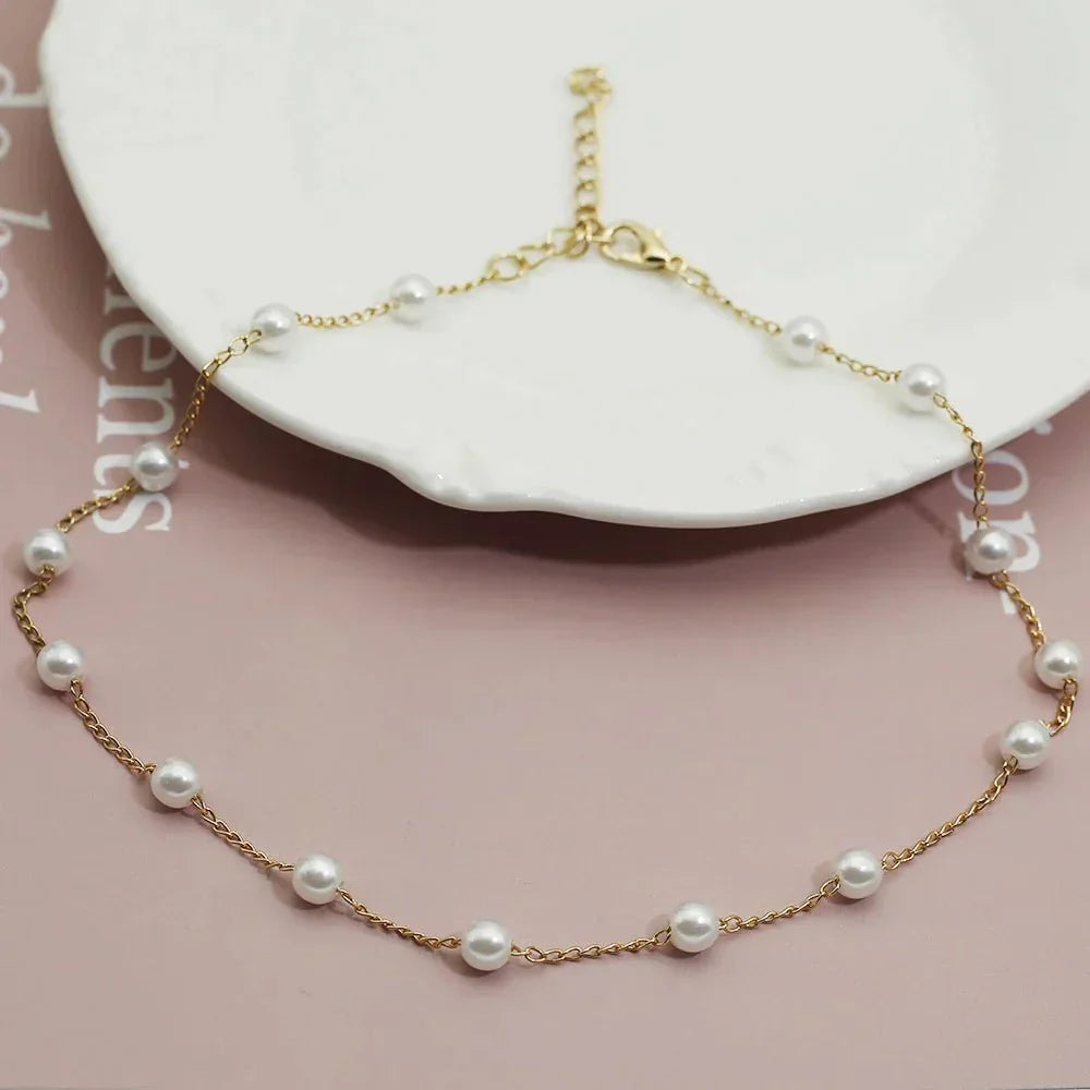 Dorothea | Gold Pearl Necklace