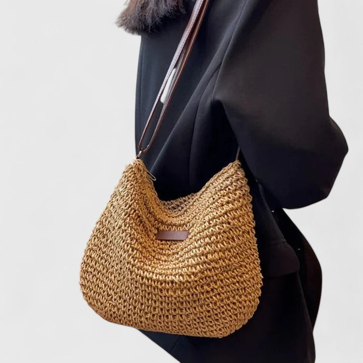Thyra | Shoulder Bag with Relaxed Elegance