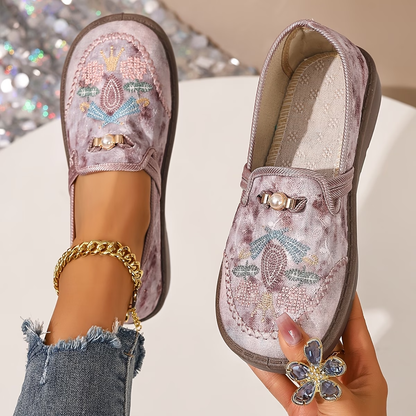Raven | Women's Embroidered Floral Loafers