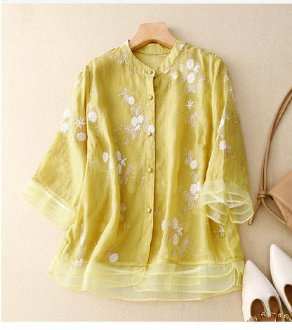 Savannah | Chic Blouse with Floral Accents